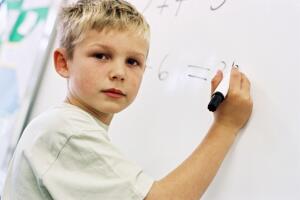 pizarra hecha con un marco de vidrio.jpg