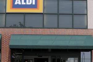 Aldi Earns