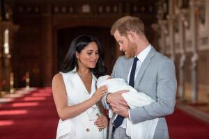 MEghan Markle primer look como mamá