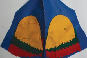 fantoche-de-arara-azul-de-feltro-1.jpg