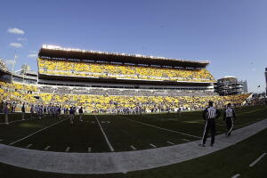 New York Giants v Pittsburgh Steelers