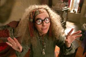 sybill trelawney harry potter oficial 2.jpg