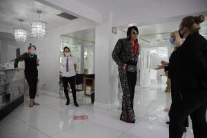 Virus Outbreak Vegas Weddings