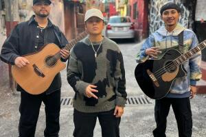 Yahritza y su Esencia