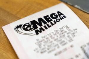 Ganador Mega Millions premio mayor 27 diciembre Shasta California