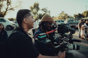 Jorge Quintana: la voz de los inmigrantes a través del arte y la poesía  