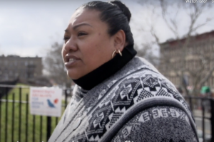 Marcela Mitaynes emigró a la ciudad de Nueva York desde Perú cuando era niña con su familia y se crió en Sunset Park, Brooklyn.