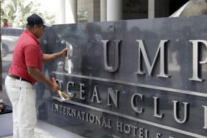 PANAMA-US-TRUMP-HOTEL-USURPATION