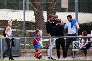 Shakira y Piqué conviven con Messi y Suárez