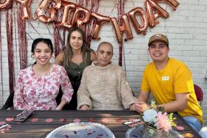 Amigas piden ayuda para madre hispana con cáncer en etapa terminal y sus hijos menores de edad