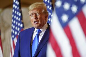 Donald Trump ataca Ron DeSantis elecciones presidencia 2024