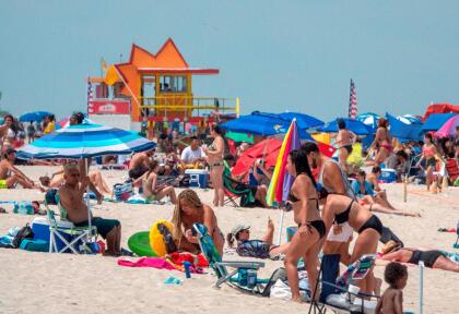 Get Multitudes En Los Centros De Pruebas De Coronavirus Y En Las For iPhone Get Wallpaper Multitudes En Los Centros De Pruebas De Coronavirus Y En Las Desktop Wallpaper