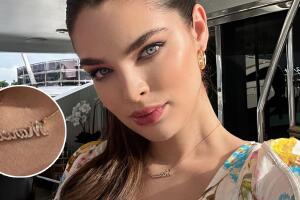 Esta es la otra foto que Nadia Ferreira publicó en Instagram y en la que se aprecia con un acercamiento el nombre de "Marco" en la cadena que lleva puesta. 