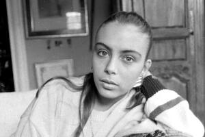 Sasha Sökol  joven.jpeg