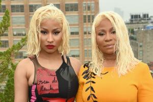Madre de Nicki Minaj demanda al presunto homicida de su esposo por 150 millones de dólares 