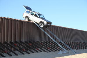 U.S. Border Patrol finds Jeep Cherokee attempted to drive over Mexican border fence, Yuma, Arizona, America - 30 Oct 2012