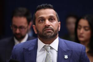 Kash Patel, director del FBI, es víctima de hackeo; grupo proiraní se atribuye el ciberataque