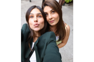 mayrin-villanueva-hija-romina-poza-.png