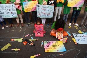 Protesta en India por violación de niña