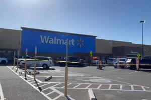 Walmart en Metrocenter.