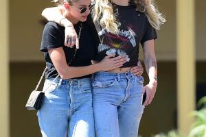 Miley Cyrus, Kaitlynn Carter