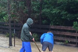 Fuertes lluvias en el norte de California provocan inundaciones en el Área de la Bahía