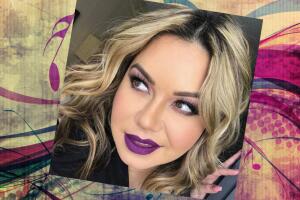 Chiquis es la queen de las selfies and we love it!