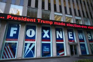 Fox News demandada por difamación 