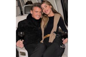 Michelle Salas presume nueva foto con su papá, Luis Miguel