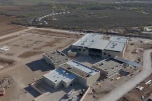 Alista Uvalde inauguración de la primaria Legacy, que rinde homenaje a las víctimas de masacre