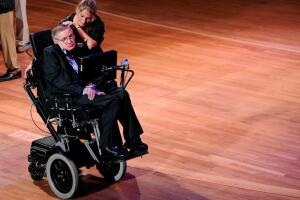 25-grandes-frases-de-Stephen-Hawking-para-reflexionar-26.jpg