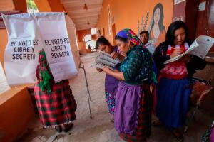 TOPSHOT-MEXICO-ELECTION-VOTE
