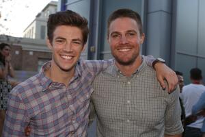 grant_gustin-stephen_amell.jpg