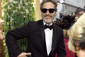 joaquin-phoenix-premios-oscar-2020-02.jpg