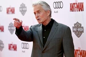 Michael Douglas aponta