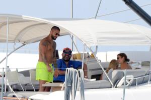 PREMIUM EXC Maluma