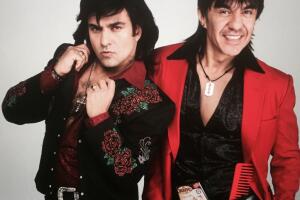 Nosotros los Guapos | Albertano y El Vitor