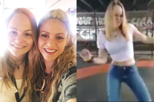Charlotte y Shakira en un 'selfie' de la cantante. A la derecha, un momento del baile de la fan alemana imitando a la colombiana.