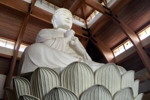 El Monasterio Chuang Yen es un oasis de paz en NY