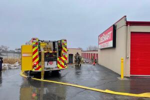 Incendio en bodega de almacenamiento