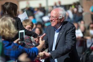 Bernie Sanders Tours Colleges In New Hampshire