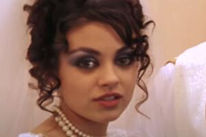 tony-tina-wedding-pelicula-fotos-mila-kunis.jpg