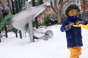 Suspenderán clases en escuelas públicas de la ciudad de Nueva York por tormenta.