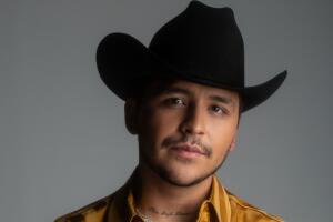 Premio Lo Nuestro 2022: Christian Nodal está nominado en la categoría Artista Premio Lo Nuestro del Año  
