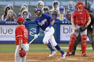 Chris Taylor, Jaime Barria, Max Stassi