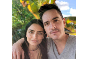 aislinn-derbez-mauricio-ochmann.png