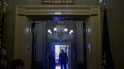 Senado aprueba los recortes de 9,000 millones en ayuda exterior y medios públicos pedidos por Trump: pasan de vuelta a la Cámara