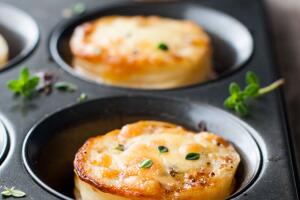 mini-potato-gratin-stacks_680px_4.jpg