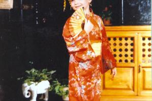 Thalía recuerda sus tiempos de "Quinceañera"