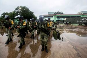MEXICO-WEATHER-HURRICANE-DELTA-PREPARATIONS